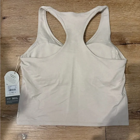 Vuori Halo Performance Crop 2.0 Tank Top NWT in Ecru Heather - Picture 8 of 10